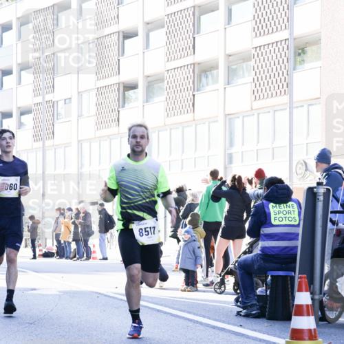 06.10.2024 - 19. swb-Marathon Bremen Matties Gatica Varas http://msf.ph/oto/7359115 06.10.2024 10:38:24 Laufen 360, 8517 meine-sportfotos.de
