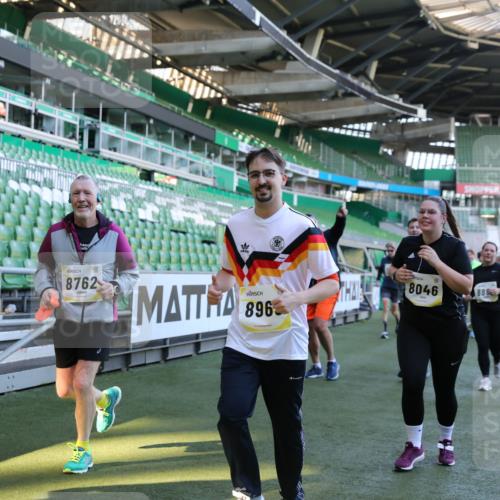 06.10.2024 - 19. swb-Marathon Bremen Yannick Fuchs http://msf.ph/oto/7359189 06.10.2024 10:41:37 Laufen im Stadion 7077, 7078, 7177, 7181, 7309, 7385, 7396, 7520, 7602, 7619, 7665, 7668, 7669, 7692, 7712, 7740, 7742, 7765, 7766, 7804, 7810, 7821, 8016, 8046, 8097, 8250, 8320, 8372, 8434, 8482, 8490, 8527, 8528, 8691, 8709, 8762, 8800, 8832, 8844, 8853, 8861, 8863, 8935, 8969, 8979, 9030, 9120, 9989 meine-sportfotos.de