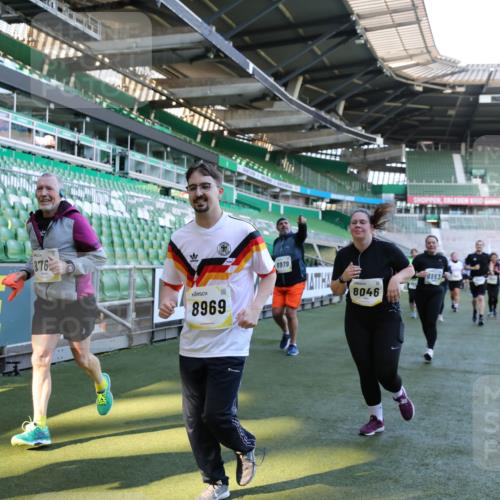 06.10.2024 - 19. swb-Marathon Bremen Yannick Fuchs http://msf.ph/oto/7359218 06.10.2024 10:41:38 Laufen im Stadion 7077, 7078, 7177, 7181, 7309, 7385, 7396, 7520, 7602, 7665, 7668, 7669, 7692, 7712, 7740, 7742, 7765, 7766, 7804, 7810, 7821, 8016, 8046, 8097, 8250, 8320, 8372, 8434, 8482, 8490, 8527, 8528, 8691, 8709, 8762, 8800, 8832, 8844, 8853, 8863, 8935, 8969, 8979, 9030, 9120, 9989 meine-sportfotos.de