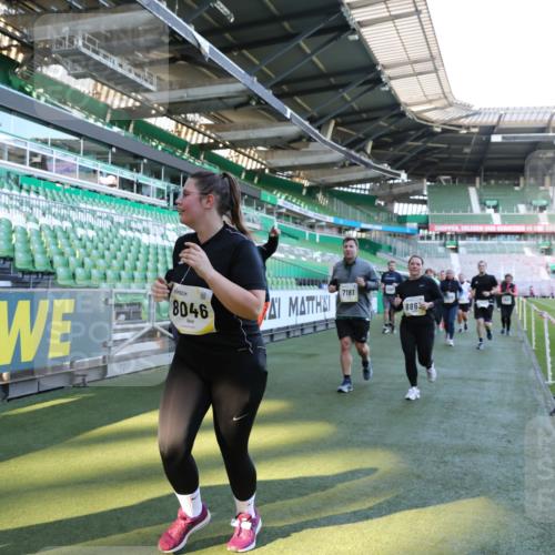 06.10.2024 - 19. swb-Marathon Bremen Yannick Fuchs http://msf.ph/oto/7359249 06.10.2024 10:41:39 Laufen im Stadion 7077, 7078, 7163, 7177, 7181, 7309, 7385, 7396, 7520, 7602, 7665, 7668, 7669, 7692, 7712, 7740, 7742, 7765, 7766, 7804, 7810, 7821, 8016, 8046, 8097, 8250, 8320, 8372, 8434, 8482, 8490, 8527, 8528, 8691, 8709, 8762, 8800, 8832, 8844, 8853, 8863, 8935, 8969, 8979, 9030, 9120, 9989 meine-sportfotos.de