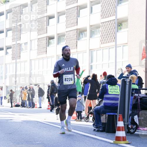 06.10.2024 - 19. swb-Marathon Bremen Matties Gatica Varas http://msf.ph/oto/7359406 06.10.2024 10:38:32 Laufen 8226 meine-sportfotos.de