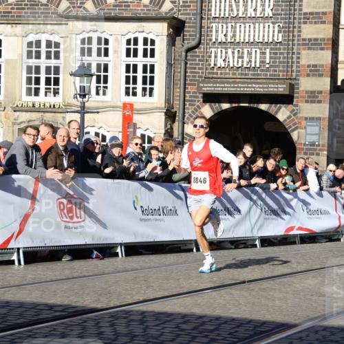 06.10.2024 - 19. swb-Marathon Bremen Strokosch-Dieckow http://msf.ph/oto/7359448 06.10.2024 10:31:54 Ziel 8300, 8513, 8846 meine-sportfotos.de