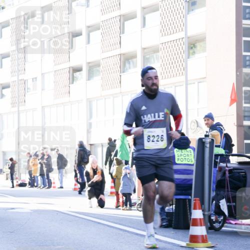 06.10.2024 - 19. swb-Marathon Bremen Matties Gatica Varas http://msf.ph/oto/7359451 06.10.2024 10:38:33 Laufen 8226 meine-sportfotos.de