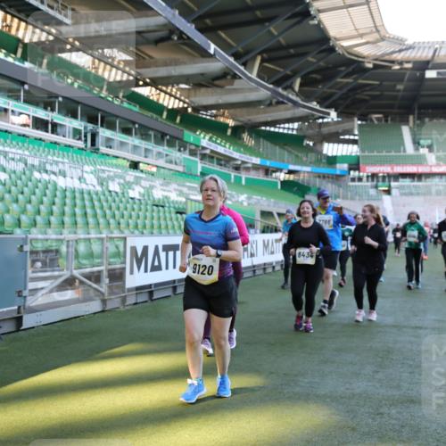 06.10.2024 - 19. swb-Marathon Bremen Yannick Fuchs http://msf.ph/oto/7359667 06.10.2024 10:41:52 Laufen im Stadion 7077, 7078, 7163, 7177, 7181, 7309, 7602, 7665, 7668, 7669, 7692, 7712, 7740, 7742, 7765, 7766, 7804, 7866, 7901, 8016, 8097, 8250, 8320, 8344, 8372, 8386, 8387, 8434, 8482, 8490, 8527, 8528, 8709, 8762, 8800, 8832, 8844, 8863, 8917, 8935, 8979, 9030, 9045, 9120, 9989 meine-sportfotos.de
