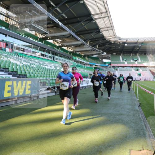 06.10.2024 - 19. swb-Marathon Bremen Yannick Fuchs http://msf.ph/oto/7359692 06.10.2024 10:41:52 Laufen im Stadion 7077, 7078, 7163, 7177, 7181, 7309, 7602, 7665, 7668, 7669, 7692, 7712, 7740, 7742, 7765, 7766, 7804, 7866, 7901, 8016, 8097, 8250, 8320, 8344, 8372, 8386, 8387, 8434, 8482, 8490, 8527, 8528, 8709, 8762, 8800, 8832, 8844, 8863, 8917, 8935, 8979, 9030, 9045, 9120, 9989 meine-sportfotos.de