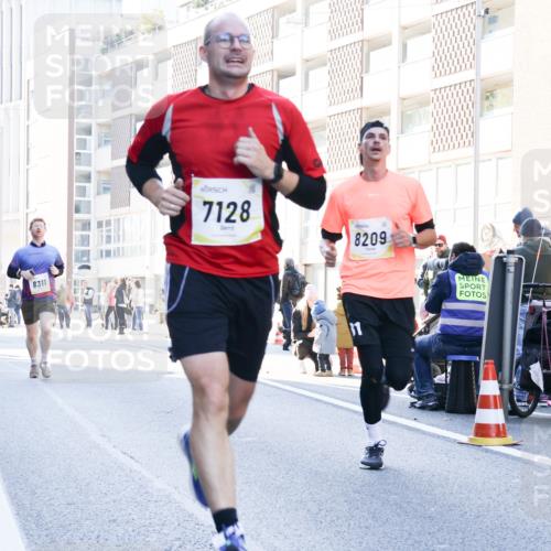 06.10.2024 - 19. swb-Marathon Bremen Matties Gatica Varas http://msf.ph/oto/7359786 06.10.2024 10:38:42 Laufen 8311, 7128, 8209, 31 meine-sportfotos.de