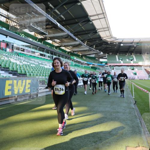 06.10.2024 - 19. swb-Marathon Bremen Yannick Fuchs http://msf.ph/oto/7359825 06.10.2024 10:41:54 Laufen im Stadion 7077, 7078, 7163, 7177, 7309, 7602, 7665, 7668, 7669, 7692, 7712, 7740, 7742, 7755, 7765, 7766, 7804, 7866, 7901, 8016, 8097, 8250, 8320, 8344, 8372, 8386, 8387, 8434, 8482, 8503, 8527, 8528, 8709, 8800, 8832, 8844, 8917, 8935, 8959, 9030, 9045, 9120, 9989 meine-sportfotos.de