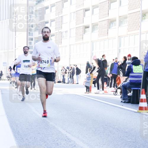 06.10.2024 - 19. swb-Marathon Bremen Matties Gatica Varas http://msf.ph/oto/7360025 06.10.2024 10:38:56 Laufen 72, 7197, 8481, 48749 meine-sportfotos.de