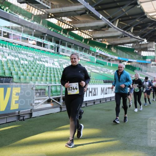 06.10.2024 - 19. swb-Marathon Bremen Yannick Fuchs http://msf.ph/oto/7360397 06.10.2024 10:42:15 Laufen im Stadion 7096, 7097, 7163, 7291, 7309, 7422, 7426, 7483, 7497, 7676, 7712, 7755, 7795, 7866, 7901, 8087, 8299, 8307, 8344, 8386, 8387, 8482, 8503, 8527, 8528, 8669, 8692, 8706, 8882, 8886, 8887, 8917, 8942, 8959, 8976, 9045, 9989, 9998 meine-sportfotos.de