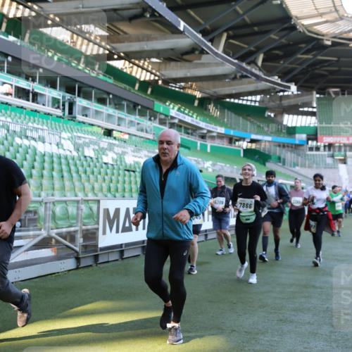 06.10.2024 - 19. swb-Marathon Bremen Yannick Fuchs http://msf.ph/oto/7360452 06.10.2024 10:42:17 Laufen im Stadion 7096, 7097, 7163, 7291, 7309, 7422, 7426, 7483, 7497, 7676, 7712, 7755, 7795, 7866, 7901, 8087, 8299, 8307, 8344, 8386, 8387, 8482, 8503, 8527, 8528, 8669, 8692, 8706, 8882, 8886, 8887, 8917, 8942, 8959, 8976, 9045, 9998 meine-sportfotos.de