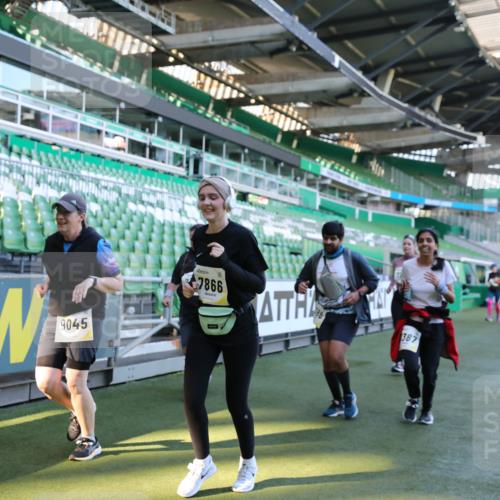 06.10.2024 - 19. swb-Marathon Bremen Yannick Fuchs http://msf.ph/oto/7360516 06.10.2024 10:42:19 Laufen im Stadion 7096, 7097, 7163, 7291, 7309, 7422, 7426, 7483, 7497, 7676, 7712, 7755, 7795, 7866, 7901, 8087, 8299, 8307, 8344, 8386, 8387, 8503, 8528, 8669, 8692, 8706, 8882, 8886, 8887, 8917, 8942, 8959, 8976, 9045, 9998 meine-sportfotos.de