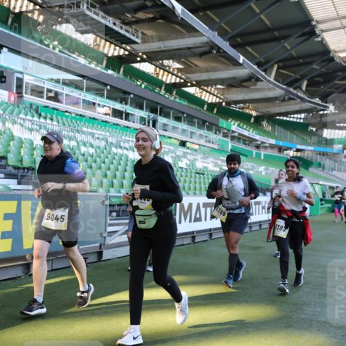06.10.2024 - 19. swb-Marathon Bremen Yannick Fuchs http://msf.ph/oto/7360521 06.10.2024 10:42:19 Laufen im Stadion 7096, 7097, 7163, 7291, 7309, 7422, 7426, 7483, 7497, 7676, 7712, 7755, 7795, 7866, 7901, 8087, 8299, 8307, 8344, 8386, 8387, 8503, 8528, 8669, 8692, 8706, 8882, 8886, 8887, 8917, 8942, 8959, 8976, 9045, 9998 meine-sportfotos.de