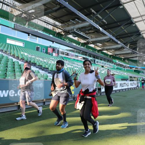 06.10.2024 - 19. swb-Marathon Bremen Yannick Fuchs http://msf.ph/oto/7360623 06.10.2024 10:42:21 Laufen im Stadion 7096, 7097, 7163, 7291, 7309, 7422, 7426, 7483, 7497, 7676, 7712, 7755, 7795, 7866, 7901, 8087, 8299, 8307, 8344, 8386, 8387, 8503, 8669, 8692, 8706, 8882, 8886, 8887, 8917, 8942, 8959, 8976, 9045, 9998 meine-sportfotos.de