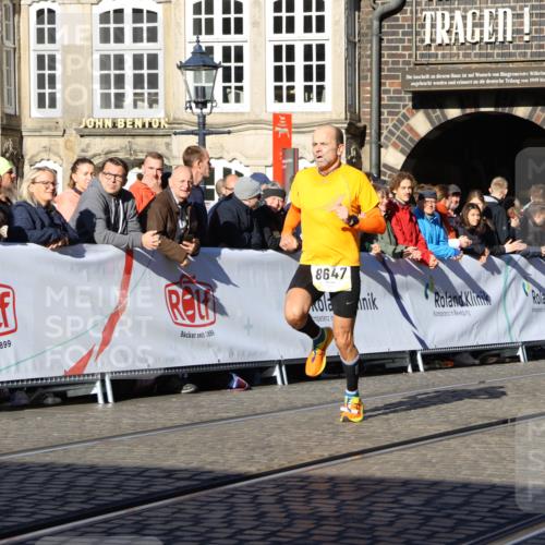 06.10.2024 - 19. swb-Marathon Bremen Strokosch-Dieckow http://msf.ph/oto/7360654 06.10.2024 10:32:59 Ziel 8647 meine-sportfotos.de
