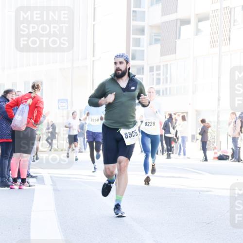 06.10.2024 - 19. swb-Marathon Bremen Matties Gatica Varas http://msf.ph/oto/7360676 06.10.2024 10:39:14 Laufen 6343, 2024, 9061, 7650, 8905, 8228 meine-sportfotos.de