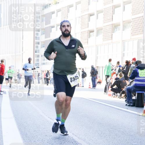 06.10.2024 - 19. swb-Marathon Bremen Matties Gatica Varas http://msf.ph/oto/7360807 06.10.2024 10:39:16 Laufen 50, 8985 meine-sportfotos.de