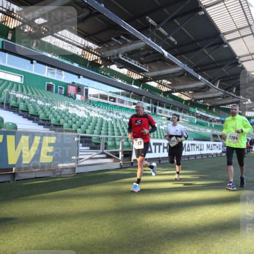 06.10.2024 - 19. swb-Marathon Bremen Yannick Fuchs http://msf.ph/oto/7361127 06.10.2024 10:28:03 Laufen im Stadion 7025, 7094, 7095, 7184, 7195, 7198, 7214, 7303, 7364, 7452, 7464, 7501, 7538, 7541, 7568, 7569, 7594, 7638, 7965, 8066, 8173, 8185, 8261, 8288, 8374, 8403, 8405, 8411, 8456, 8498, 8526, 8551, 8569, 8711, 8716, 8754, 8801, 8816, 8824, 8827, 8836, 8891, 8943, 9040, 9060 meine-sportfotos.de