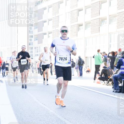 06.10.2024 - 19. swb-Marathon Bremen Matties Gatica Varas http://msf.ph/oto/7361244 06.10.2024 10:39:27 Laufen 0, 7571, 8310, 7771, 7826 meine-sportfotos.de