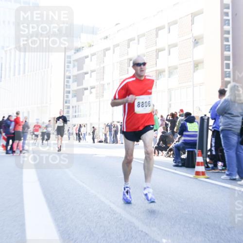 06.10.2024 - 19. swb-Marathon Bremen Matties Gatica Varas http://msf.ph/oto/7361529 06.10.2024 10:39:34 Laufen 8806 meine-sportfotos.de