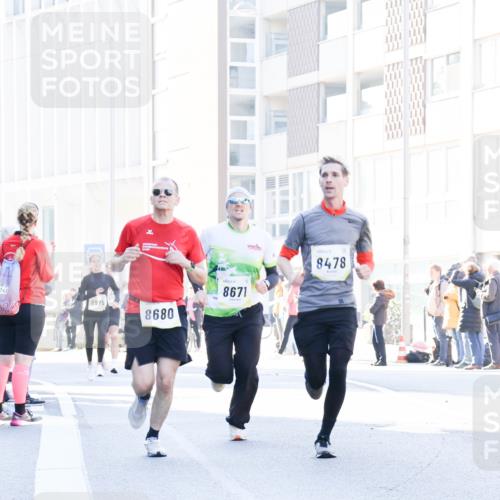 06.10.2024 - 19. swb-Marathon Bremen Matties Gatica Varas http://msf.ph/oto/7361679 06.10.2024 10:39:40 Laufen 3343, 8478, 8975, 8680, 8671 meine-sportfotos.de