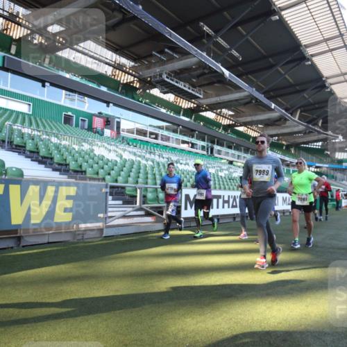 06.10.2024 - 19. swb-Marathon Bremen Yannick Fuchs http://msf.ph/oto/7362082 06.10.2024 10:29:49 Laufen im Stadion 7060, 7061, 7066, 7117, 7146, 7176, 7193, 7194, 7334, 7340, 7361, 7372, 7384, 7412, 7451, 7542, 7620, 7696, 7706, 7714, 7768, 7784, 7800, 7823, 7870, 7931, 7983, 7989, 7992, 8001, 8092, 8098, 8109, 8215, 8330, 8362, 8424, 8458, 8465, 8524, 8570, 8575, 8609, 8629, 8639, 8763, 8767, 8768, 8803, 8834, 8835, 8854, 8869, 8875, 8925, 8951, 8953, 8954, 9001, 9066 meine-sportfotos.de