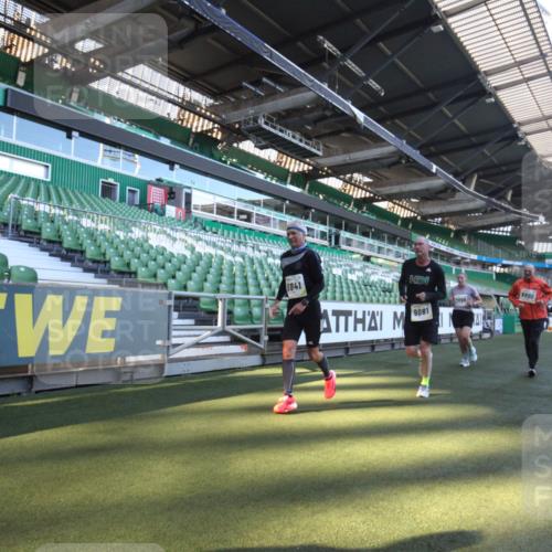 06.10.2024 - 19. swb-Marathon Bremen Yannick Fuchs http://msf.ph/oto/7362386 06.10.2024 10:30:29 Laufen im Stadion 7029, 7046, 7053, 7144, 7176, 7302, 7361, 7412, 7585, 7613, 7629, 7630, 7698, 7752, 7962, 8036, 8041, 8109, 8186, 8219, 8223, 8290, 8328, 8332, 8333, 8354, 8428, 8440, 8465, 8469, 8477, 8524, 8552, 8622, 8639, 8748, 8783, 8794, 8802, 8803, 8834, 8841, 8897, 8898, 8931, 8933, 8960, 9008, 9023, 9065, 9081 meine-sportfotos.de