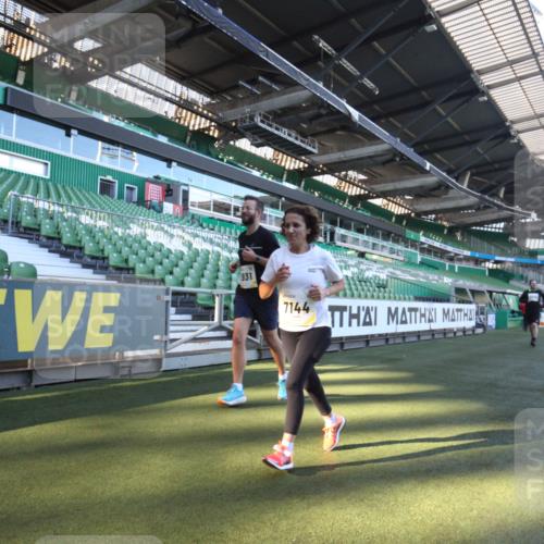 06.10.2024 - 19. swb-Marathon Bremen Yannick Fuchs http://msf.ph/oto/7362446 06.10.2024 10:30:40 Laufen im Stadion 7029, 7046, 7053, 7089, 7144, 7213, 7261, 7302, 7458, 7613, 7698, 7962, 8023, 8036, 8041, 8186, 8245, 8354, 8392, 8428, 8433, 8437, 8469, 8552, 8553, 8622, 8674, 8783, 8802, 8810, 8841, 8892, 8897, 8898, 8931, 8933, 8960, 8985, 9008, 9023, 9035, 9065, 9081 meine-sportfotos.de