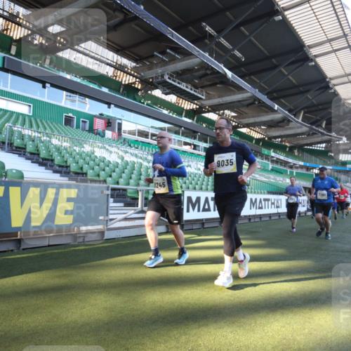 06.10.2024 - 19. swb-Marathon Bremen Yannick Fuchs http://msf.ph/oto/7362489 06.10.2024 10:30:52 Laufen im Stadion 7029, 7046, 7053, 7089, 7144, 7213, 7250, 7261, 7302, 7362, 7458, 7698, 7785, 7947, 8023, 8036, 8058, 8245, 8268, 8392, 8433, 8437, 8469, 8512, 8553, 8586, 8622, 8633, 8634, 8674, 8717, 8802, 8810, 8892, 8898, 8931, 8960, 8985, 9012, 9035, 9075, 9081, 9119 meine-sportfotos.de