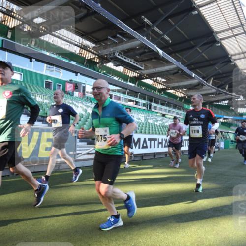 06.10.2024 - 19. swb-Marathon Bremen Yannick Fuchs http://msf.ph/oto/7362571 06.10.2024 10:31:08 Laufen im Stadion 7004, 7044, 7046, 7089, 7213, 7250, 7261, 7362, 7458, 7546, 7659, 7730, 7785, 7806, 7947, 7990, 8014, 8023, 8058, 8245, 8267, 8268, 8274, 8346, 8388, 8392, 8433, 8437, 8512, 8520, 8521, 8538, 8553, 8586, 8605, 8633, 8634, 8646, 8674, 8677, 8717, 8776, 8810, 8823, 8883, 8892, 8958, 8960, 8985, 8998, 9012, 9035, 9037, 9075, 9119, 9131 meine-sportfotos.de