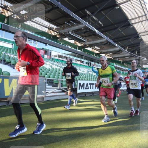 06.10.2024 - 19. swb-Marathon Bremen Yannick Fuchs http://msf.ph/oto/7362641 06.10.2024 10:31:18 Laufen im Stadion 7004, 7044, 7250, 7362, 7439, 7458, 7467, 7546, 7659, 7730, 7785, 7806, 7947, 7990, 8014, 8040, 8058, 8237, 8267, 8268, 8274, 8346, 8388, 8392, 8433, 8437, 8459, 8512, 8520, 8521, 8538, 8553, 8586, 8605, 8614, 8624, 8633, 8634, 8646, 8674, 8676, 8677, 8710, 8717, 8761, 8776, 8807, 8823, 8883, 8892, 8958, 8971, 8998, 9012, 9037, 9075, 9119, 9131 meine-sportfotos.de