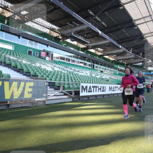 06.10.2024 - 19. swb-Marathon Bremen Yannick Fuchs http://msf.ph/oto/7362734 06.10.2024 10:31:36 Laufen im Stadion 7004, 7005, 7007, 7044, 7225, 7233, 7362, 7380, 7439, 7467, 7474, 7486, 7545, 7546, 7575, 7628, 7659, 7730, 7762, 7782, 7785, 7794, 7806, 7847, 7872, 7990, 8013, 8014, 8040, 8123, 8233, 8237, 8267, 8268, 8274, 8304, 8305, 8346, 8388, 8416, 8459, 8520, 8521, 8538, 8557, 8605, 8614, 8624, 8646, 8676, 8677, 8710, 8761, 8769, 8776, 8807, 8823, 8883, 8946, 8958, 8971, 8998, 9037, 9131 meine-sportfotos.de