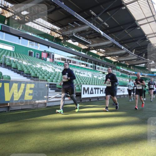 06.10.2024 - 19. swb-Marathon Bremen Yannick Fuchs http://msf.ph/oto/7362815 06.10.2024 10:31:49 Laufen im Stadion 7005, 7007, 7055, 7090, 7225, 7233, 7379, 7380, 7386, 7439, 7467, 7469, 7474, 7486, 7493, 7545, 7546, 7575, 7600, 7628, 7637, 7689, 7750, 7762, 7782, 7794, 7847, 7850, 7872, 7894, 7974, 8013, 8040, 8052, 8061, 8123, 8132, 8233, 8237, 8276, 8304, 8305, 8324, 8413, 8416, 8418, 8459, 8557, 8576, 8584, 8614, 8624, 8676, 8677, 8710, 8744, 8757, 8761, 8769, 8772, 8776, 8790, 8807, 8826, 8874, 8946, 8949, 8971, 8998, 9037 meine-sportfotos.de