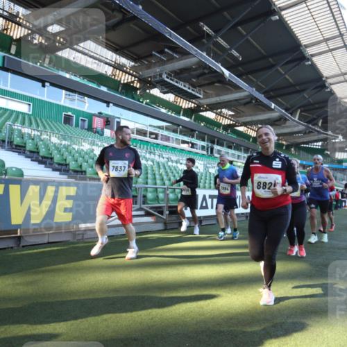 06.10.2024 - 19. swb-Marathon Bremen Yannick Fuchs http://msf.ph/oto/7363029 06.10.2024 10:32:10 Laufen im Stadion 7007, 7055, 7087, 7090, 7179, 7189, 7308, 7379, 7380, 7382, 7386, 7415, 7457, 7469, 7474, 7481, 7482, 7493, 7551, 7600, 7628, 7637, 7689, 7750, 7762, 7782, 7794, 7846, 7847, 7850, 7872, 7894, 7974, 7975, 8013, 8052, 8061, 8111, 8112, 8123, 8132, 8161, 8162, 8231, 8233, 8276, 8322, 8324, 8325, 8339, 8359, 8377, 8413, 8418, 8431, 8557, 8576, 8584, 8598, 8616, 8641, 8682, 8683, 8738, 8744, 8756, 8757, 8769, 8772, 8790, 8826, 8840, 8867, 8868, 8874, 8936, 8946, 8949, 8964 meine-sportfotos.de