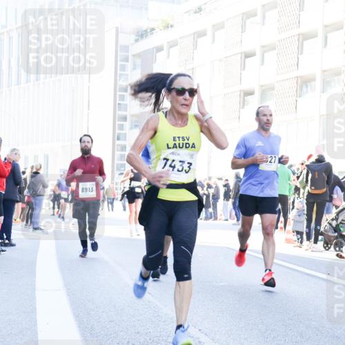 06.10.2024 - 19. swb-Marathon Bremen Matties Gatica Varas http://msf.ph/oto/7363076 06.10.2024 10:40:35 Laufen 8913, 7433, 27 meine-sportfotos.de