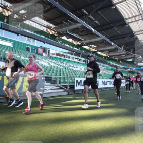 06.10.2024 - 19. swb-Marathon Bremen Yannick Fuchs http://msf.ph/oto/7363233 06.10.2024 10:32:31 Laufen im Stadion 7050, 7087, 7126, 7179, 7189, 7308, 7317, 7375, 7382, 7415, 7425, 7457, 7469, 7477, 7481, 7482, 7499, 7551, 7574, 7600, 7637, 7734, 7735, 7750, 7846, 7865, 7975, 8045, 8111, 8112, 8119, 8137, 8161, 8162, 8231, 8276, 8317, 8322, 8324, 8325, 8339, 8348, 8359, 8361, 8377, 8431, 8432, 8598, 8616, 8641, 8663, 8682, 8683, 8700, 8738, 8756, 8759, 8772, 8790, 8822, 8840, 8867, 8868, 8934, 8936, 8949, 8964, 9115, 9117 meine-sportfotos.de