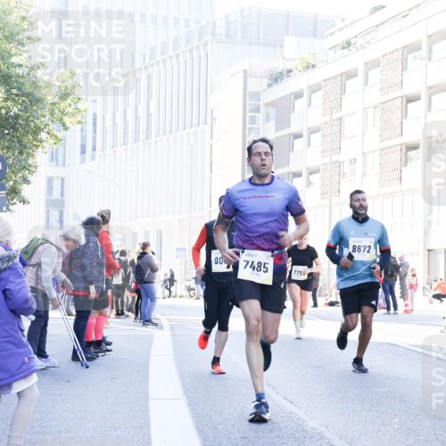 06.10.2024 - 19. swb-Marathon Bremen Matties Gatica Varas http://msf.ph/oto/7363274 06.10.2024 10:40:43 Laufen 90, 7485, 7795, 8672 meine-sportfotos.de