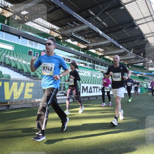 06.10.2024 - 19. swb-Marathon Bremen Yannick Fuchs http://msf.ph/oto/7363323 06.10.2024 10:32:47 Laufen im Stadion 7028, 7049, 7050, 7057, 7108, 7125, 7126, 7179, 7316, 7317, 7354, 7373, 7375, 7425, 7442, 7477, 7481, 7499, 7551, 7574, 7621, 7656, 7678, 7734, 7735, 7751, 7758, 7849, 7865, 7975, 8020, 8022, 8045, 8048, 8119, 8137, 8231, 8314, 8315, 8317, 8348, 8359, 8361, 8432, 8479, 8485, 8504, 8598, 8616, 8643, 8663, 8682, 8683, 8686, 8700, 8705, 8724, 8738, 8759, 8822, 8858, 8934, 8936, 9112, 9115, 9117 meine-sportfotos.de