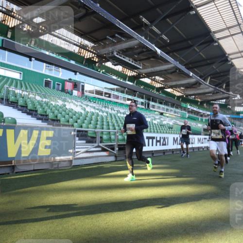 06.10.2024 - 19. swb-Marathon Bremen Yannick Fuchs http://msf.ph/oto/7363337 06.10.2024 10:32:49 Laufen im Stadion 7028, 7049, 7050, 7057, 7108, 7125, 7126, 7179, 7316, 7317, 7354, 7373, 7375, 7425, 7442, 7477, 7481, 7499, 7506, 7574, 7621, 7656, 7678, 7734, 7735, 7751, 7758, 7849, 7865, 7975, 8020, 8022, 8045, 8048, 8119, 8137, 8189, 8231, 8314, 8315, 8317, 8348, 8359, 8361, 8384, 8432, 8479, 8485, 8504, 8616, 8643, 8663, 8682, 8683, 8686, 8700, 8705, 8724, 8759, 8822, 8858, 8934, 8936, 9112, 9115, 9117 meine-sportfotos.de