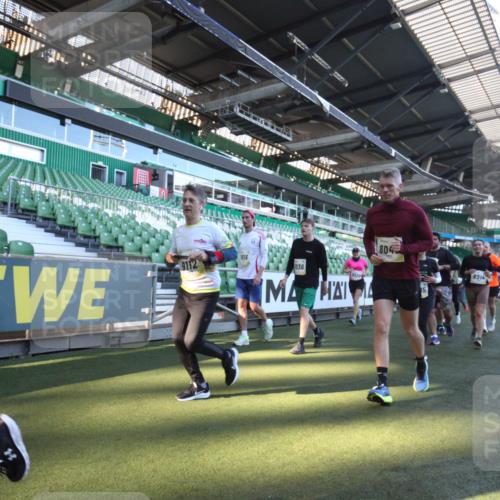 06.10.2024 - 19. swb-Marathon Bremen Yannick Fuchs http://msf.ph/oto/7363426 06.10.2024 10:33:02 Laufen im Stadion 7028, 7049, 7050, 7057, 7108, 7125, 7126, 7316, 7317, 7333, 7354, 7373, 7375, 7425, 7442, 7477, 7499, 7506, 7574, 7621, 7656, 7678, 7734, 7735, 7751, 7758, 7801, 7849, 7865, 7898, 8020, 8022, 8034, 8045, 8048, 8137, 8153, 8189, 8194, 8224, 8241, 8314, 8315, 8317, 8348, 8361, 8384, 8432, 8479, 8485, 8504, 8540, 8643, 8663, 8686, 8700, 8705, 8724, 8759, 8852, 8858, 8864, 8934, 8986, 9059, 9112, 9114, 9117, 9126 meine-sportfotos.de