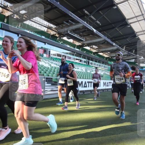 06.10.2024 - 19. swb-Marathon Bremen Yannick Fuchs http://msf.ph/oto/7363494 06.10.2024 10:33:12 Laufen im Stadion 7028, 7049, 7057, 7108, 7125, 7201, 7269, 7316, 7317, 7333, 7354, 7373, 7375, 7442, 7477, 7506, 7509, 7510, 7621, 7656, 7678, 7734, 7735, 7751, 7758, 7801, 7849, 7898, 8020, 8022, 8034, 8048, 8153, 8189, 8194, 8195, 8224, 8241, 8308, 8314, 8315, 8384, 8451, 8479, 8485, 8504, 8540, 8611, 8643, 8653, 8663, 8686, 8705, 8724, 8852, 8858, 8864, 8986, 9041, 9053, 9059, 9112, 9114, 9126 meine-sportfotos.de