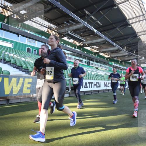 06.10.2024 - 19. swb-Marathon Bremen Yannick Fuchs http://msf.ph/oto/7363674 06.10.2024 10:33:39 Laufen im Stadion 7076, 7122, 7123, 7201, 7202, 7203, 7264, 7269, 7282, 7330, 7332, 7333, 7358, 7404, 7418, 7509, 7510, 7577, 7608, 7663, 7723, 7832, 7855, 7867, 7869, 7886, 7898, 7997, 8113, 8153, 8178, 8179, 8190, 8194, 8195, 8224, 8241, 8263, 8269, 8308, 8326, 8399, 8451, 8463, 8534, 8579, 8607, 8608, 8611, 8612, 8640, 8653, 8798, 8986, 9003, 9041, 9053, 9059, 9072, 9073, 9114, 9126 meine-sportfotos.de
