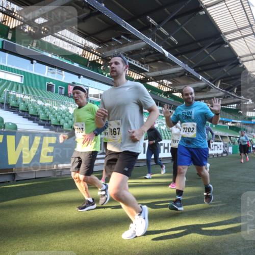 06.10.2024 - 19. swb-Marathon Bremen Yannick Fuchs http://msf.ph/oto/7363697 06.10.2024 10:33:42 Laufen im Stadion 7076, 7122, 7123, 7201, 7202, 7203, 7227, 7264, 7269, 7282, 7330, 7332, 7358, 7404, 7418, 7509, 7510, 7577, 7608, 7663, 7693, 7723, 7811, 7832, 7855, 7867, 7869, 7886, 7898, 7935, 7997, 8113, 8153, 8178, 8179, 8190, 8194, 8195, 8224, 8241, 8263, 8269, 8308, 8326, 8399, 8414, 8451, 8463, 8534, 8579, 8607, 8608, 8611, 8612, 8640, 8653, 8798, 9003, 9041, 9053, 9072, 9073, 9126 meine-sportfotos.de