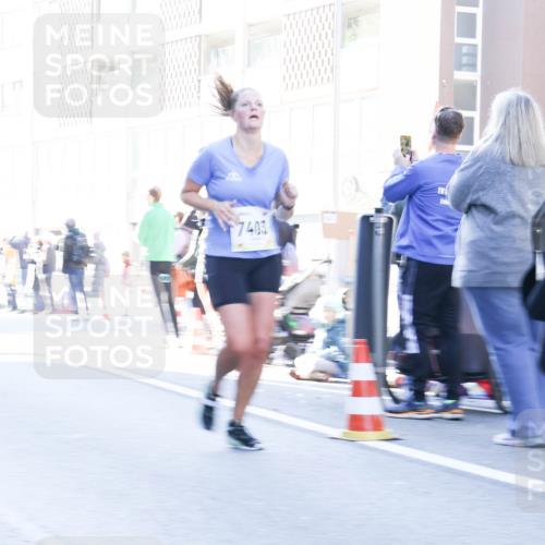 06.10.2024 - 19. swb-Marathon Bremen Matties Gatica Varas http://msf.ph/oto/7363759 06.10.2024 10:41:00 Laufen 7403 meine-sportfotos.de