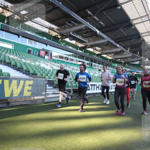 06.10.2024 - 19. swb-Marathon Bremen Yannick Fuchs http://msf.ph/oto/7363834 06.10.2024 10:33:59 Laufen im Stadion 7040, 7048, 7076, 7122, 7123, 7130, 7202, 7203, 7227, 7264, 7282, 7330, 7332, 7358, 7395, 7404, 7418, 7577, 7608, 7663, 7693, 7718, 7723, 7745, 7811, 7832, 7844, 7848, 7855, 7867, 7869, 7886, 7929, 7935, 7987, 7997, 8005, 8006, 8017, 8027, 8033, 8107, 8113, 8178, 8179, 8190, 8197, 8208, 8229, 8235, 8236, 8263, 8269, 8293, 8326, 8338, 8382, 8398, 8399, 8414, 8415, 8435, 8463, 8546, 8550, 8572, 8579, 8607, 8608, 8612, 8640, 8644, 8694, 8707, 8798 meine-sportfotos.de