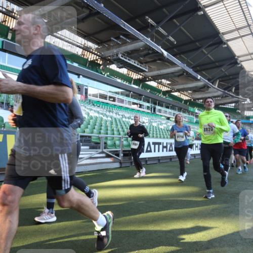 06.10.2024 - 19. swb-Marathon Bremen Yannick Fuchs http://msf.ph/oto/7363974 06.10.2024 10:34:15 Laufen im Stadion 7040, 7048, 7122, 7130, 7221, 7223, 7227, 7242, 7255, 7262, 7264, 7352, 7377, 7383, 7395, 7404, 7418, 7436, 7446, 7507, 7532, 7693, 7718, 7722, 7723, 7745, 7775, 7811, 7832, 7844, 7848, 7886, 7909, 7910, 7918, 7929, 7935, 7971, 7980, 7987, 8005, 8006, 8017, 8027, 8033, 8107, 8115, 8122, 8178, 8179, 8190, 8197, 8203, 8208, 8229, 8235, 8236, 8270, 8283, 8293, 8326, 8338, 8382, 8398, 8399, 8414, 8415, 8435, 8463, 8546, 8550, 8572, 8612, 8640, 8644, 8670, 8694, 8707, 8736, 9015 meine-sportfotos.de