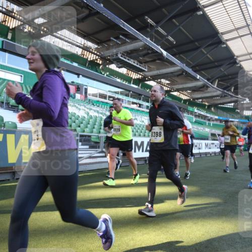 06.10.2024 - 19. swb-Marathon Bremen Yannick Fuchs http://msf.ph/oto/7364058 06.10.2024 10:34:21 Laufen im Stadion 7040, 7048, 7130, 7221, 7223, 7227, 7242, 7255, 7262, 7352, 7377, 7383, 7395, 7436, 7446, 7507, 7532, 7693, 7718, 7722, 7745, 7775, 7811, 7844, 7848, 7909, 7910, 7918, 7929, 7935, 7971, 7980, 7987, 8005, 8006, 8017, 8027, 8033, 8085, 8107, 8115, 8122, 8166, 8178, 8179, 8190, 8197, 8203, 8208, 8229, 8235, 8236, 8270, 8283, 8293, 8326, 8338, 8363, 8382, 8398, 8399, 8414, 8415, 8435, 8463, 8546, 8550, 8572, 8644, 8670, 8678, 8694, 8707, 8736, 9015 meine-sportfotos.de