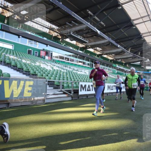 06.10.2024 - 19. swb-Marathon Bremen Yannick Fuchs http://msf.ph/oto/7364254 06.10.2024 10:34:42 Laufen im Stadion 7048, 7156, 7204, 7221, 7223, 7242, 7255, 7262, 7307, 7335, 7352, 7377, 7383, 7413, 7436, 7443, 7446, 7502, 7507, 7532, 7587, 7644, 7679, 7680, 7690, 7699, 7722, 7745, 7757, 7772, 7773, 7775, 7844, 7864, 7909, 7910, 7918, 7926, 7954, 7971, 7980, 7981, 8027, 8085, 8088, 8115, 8118, 8122, 8152, 8166, 8203, 8246, 8270, 8283, 8363, 8366, 8429, 8472, 8494, 8495, 8496, 8509, 8539, 8541, 8542, 8670, 8678, 8736, 8839, 8848, 9015 meine-sportfotos.de