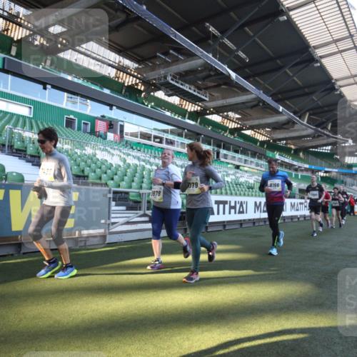 06.10.2024 - 19. swb-Marathon Bremen Yannick Fuchs http://msf.ph/oto/7364282 06.10.2024 10:34:44 Laufen im Stadion 7156, 7204, 7221, 7223, 7242, 7255, 7262, 7307, 7321, 7335, 7352, 7377, 7383, 7413, 7436, 7443, 7446, 7502, 7507, 7532, 7587, 7644, 7679, 7680, 7690, 7699, 7722, 7757, 7772, 7773, 7775, 7864, 7909, 7910, 7918, 7926, 7954, 7955, 7971, 7980, 7981, 8085, 8088, 8115, 8118, 8122, 8152, 8166, 8203, 8246, 8270, 8283, 8363, 8366, 8429, 8472, 8494, 8495, 8496, 8509, 8539, 8541, 8542, 8670, 8678, 8736, 8760, 8839, 8848, 9015 meine-sportfotos.de