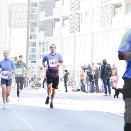 06.10.2024 - 19. swb-Marathon Bremen Matties Gatica Varas http://msf.ph/oto/7364386 06.10.2024 10:41:19 Laufen 7508, 3110, 8376 meine-sportfotos.de