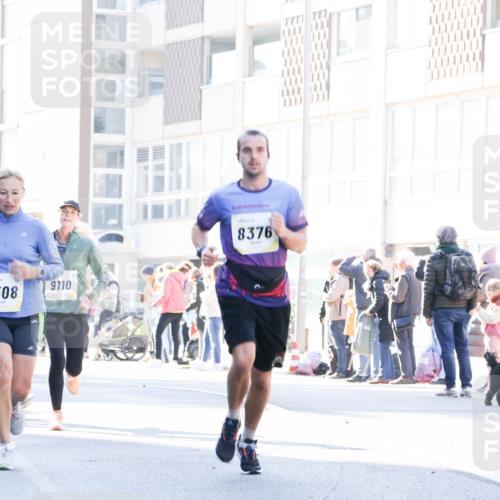 06.10.2024 - 19. swb-Marathon Bremen Matties Gatica Varas http://msf.ph/oto/7364409 06.10.2024 10:41:19 Laufen 508, 9110, 8376 meine-sportfotos.de